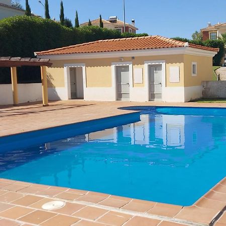 Apartamento Piscina 5 Minutos Praia 앨칸타릴하 외부 사진