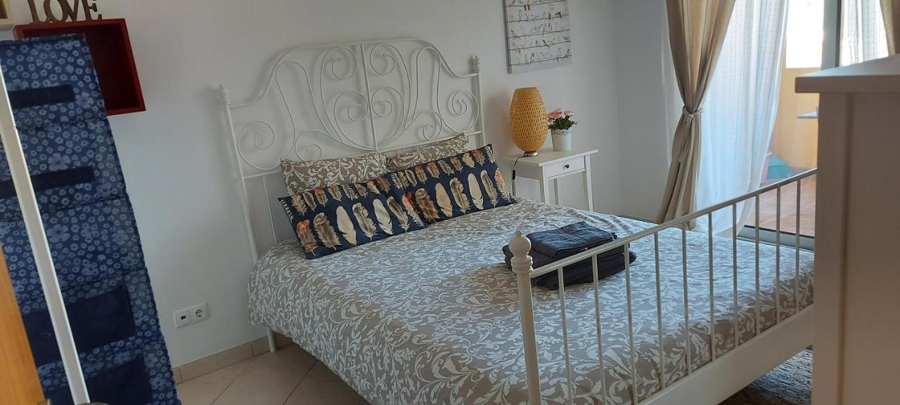 Apartamento Piscina 5 Minutos Praia 앨칸타릴하 외부 사진