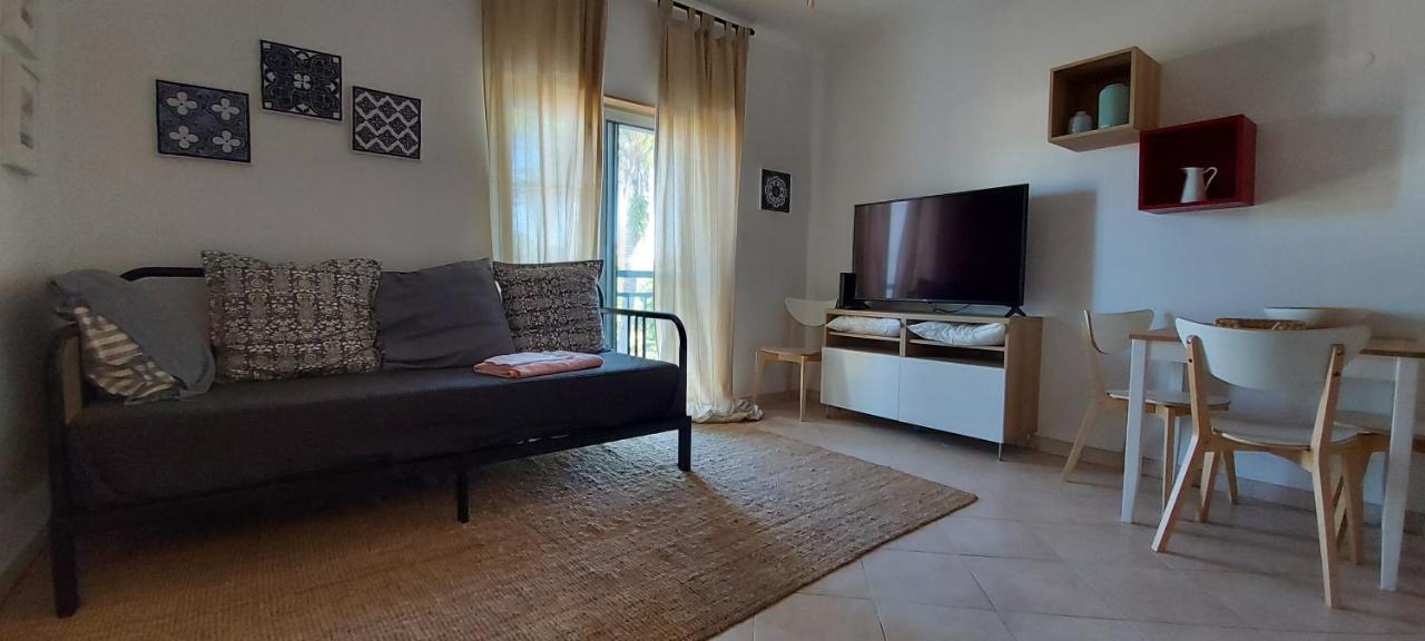 Apartamento Piscina 5 Minutos Praia 앨칸타릴하 외부 사진